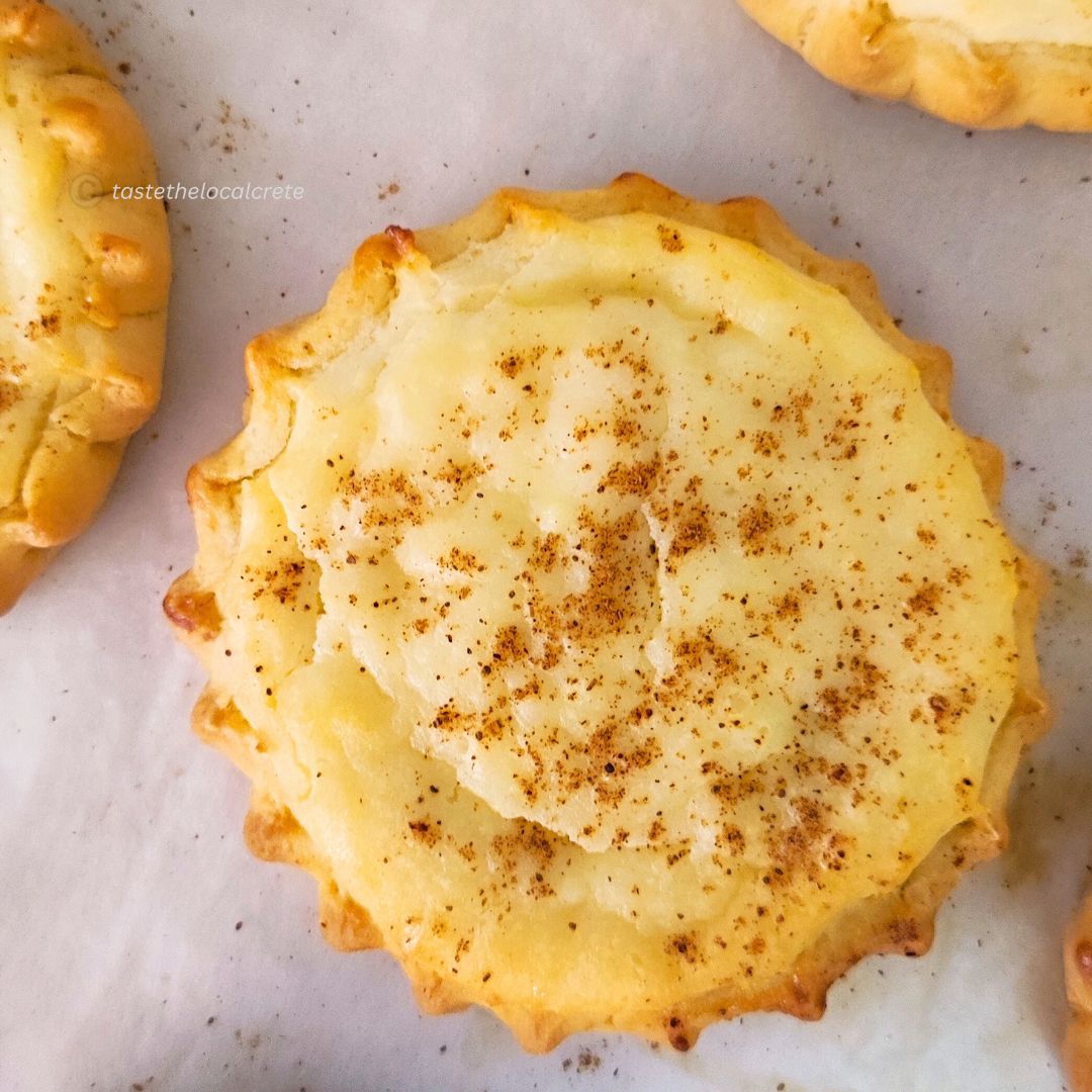 Why Cretan pies are different from other pies in Greece?