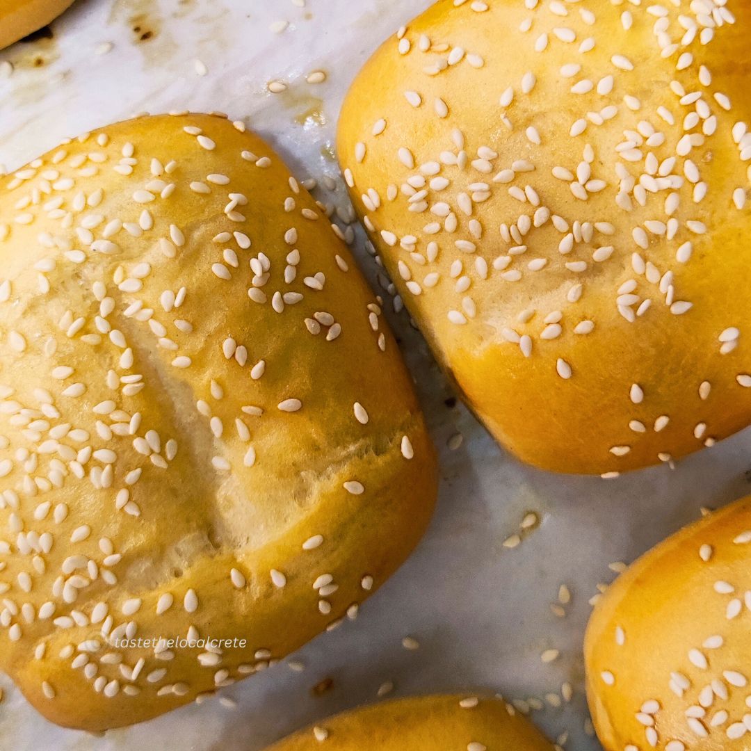 What's so special about Cretan pies?