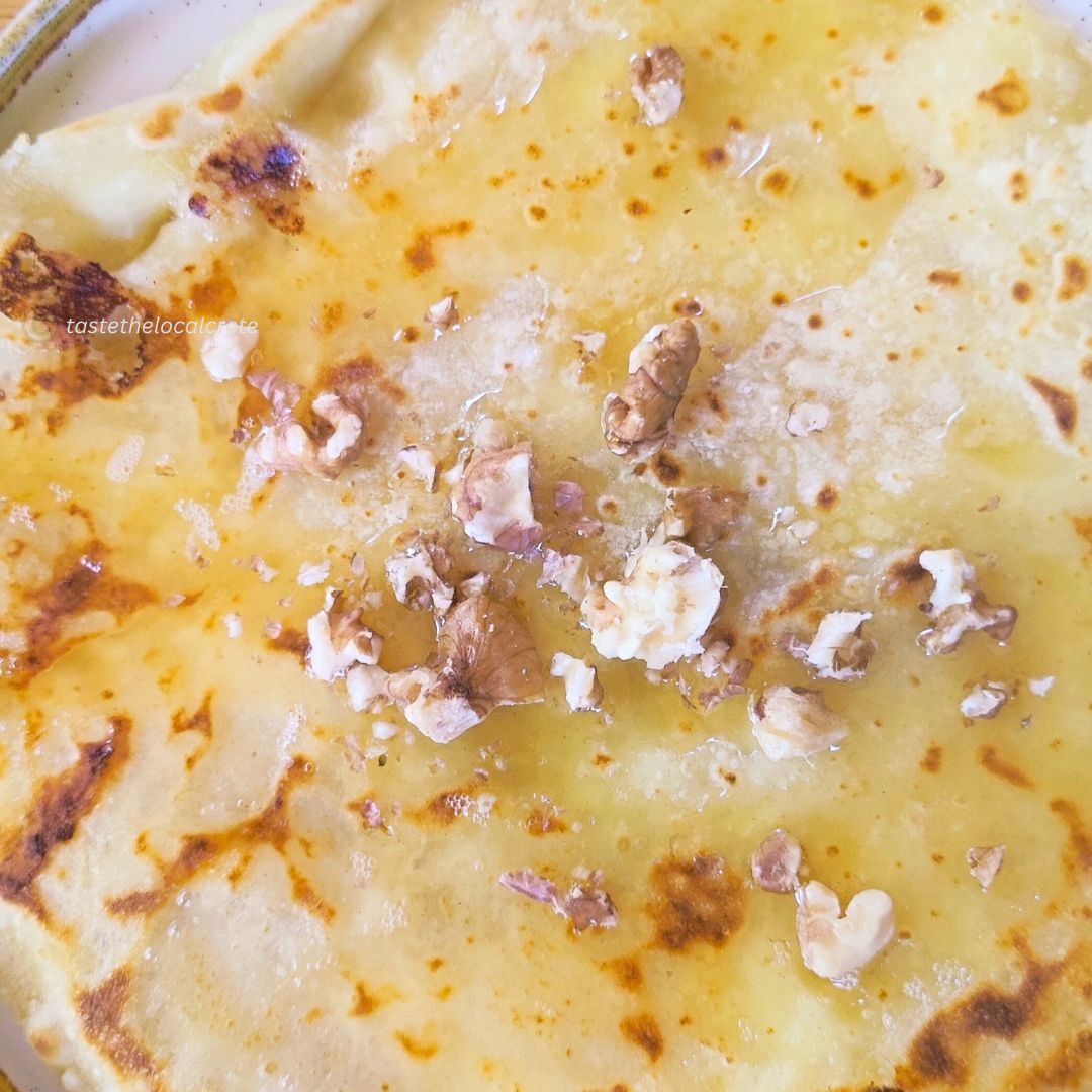 6 Authentic Cretan Foods Locals Eat - Cheese Pies 